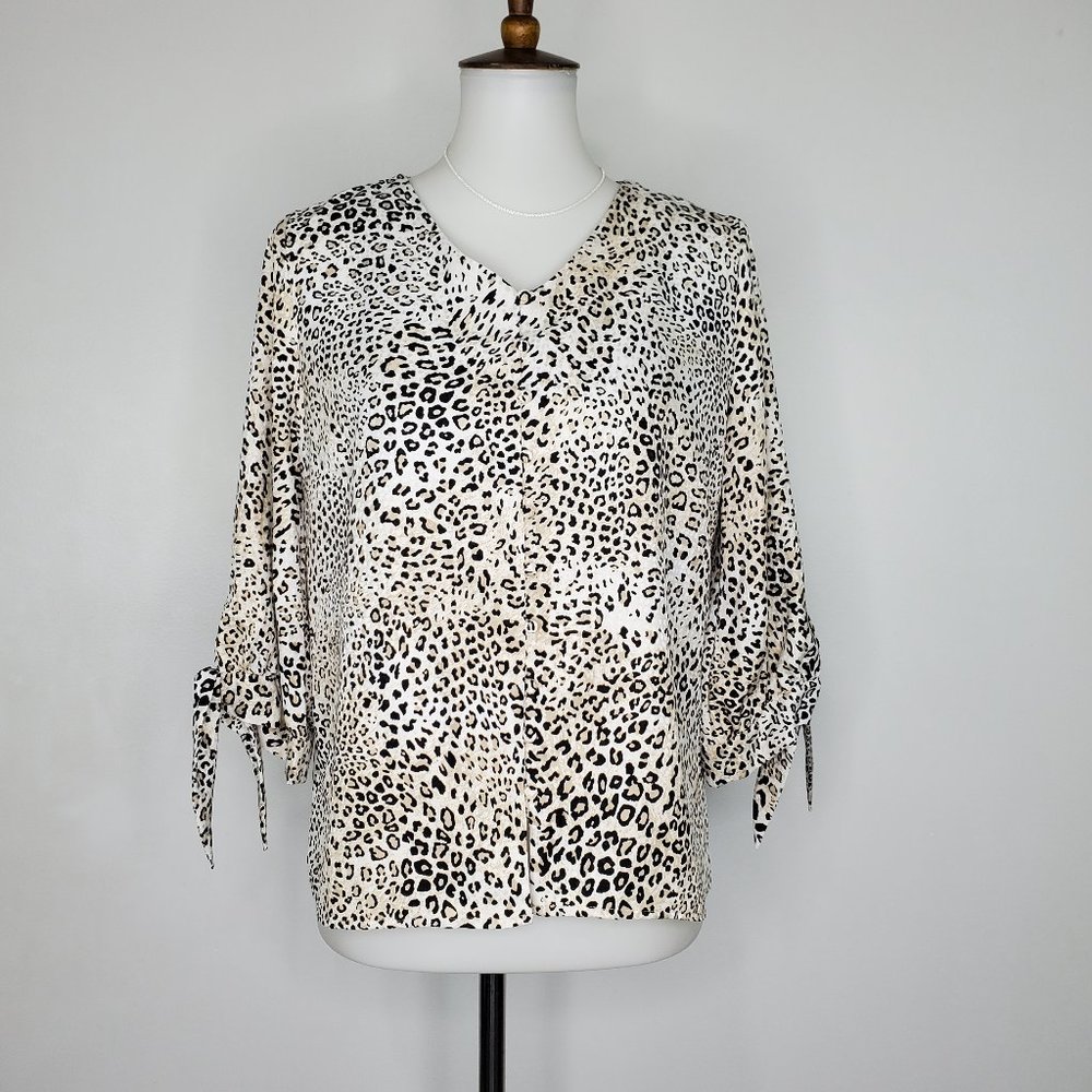 Chico's V-Neck Fabric Covered Buttons Animal Print Tie Sleeve Blouse US 4/6P